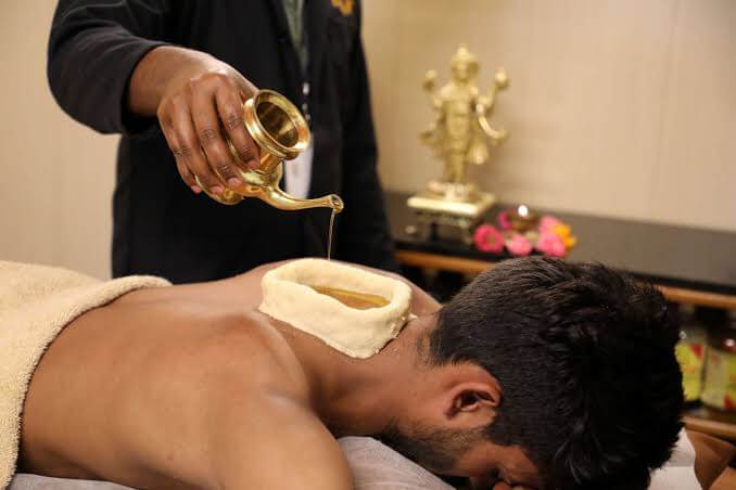 Kati Basti lower back Ayurvedic pain therapy at Sharmayu Clinic Borivali